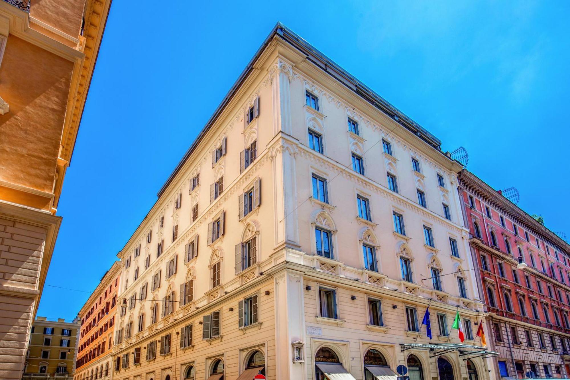 Una Hotels Empire Roma — Photos 1